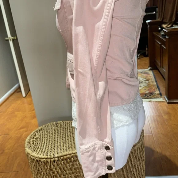 Light pink jean jacket - Picture 6 of 8